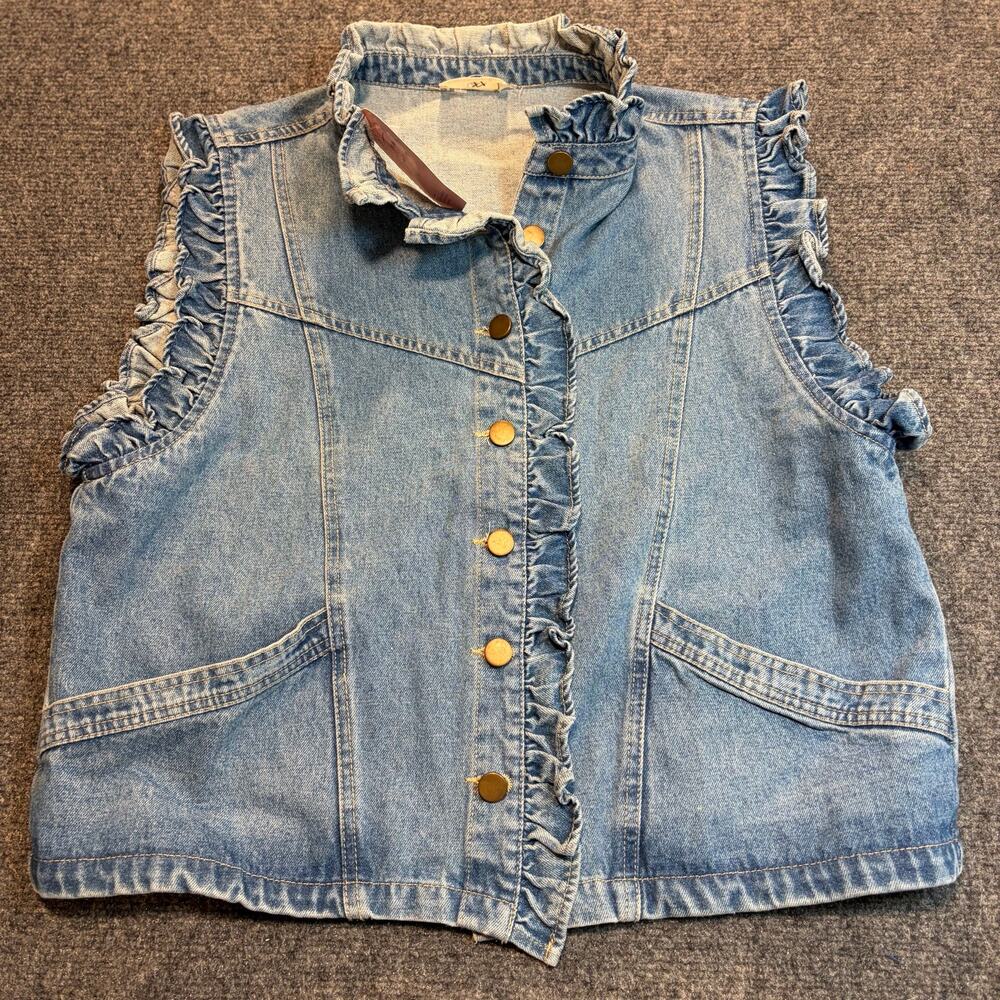 Urban Daisy Womens M Blue Denim Vest Ruffle Trim Button Front Sleeveless Jacket